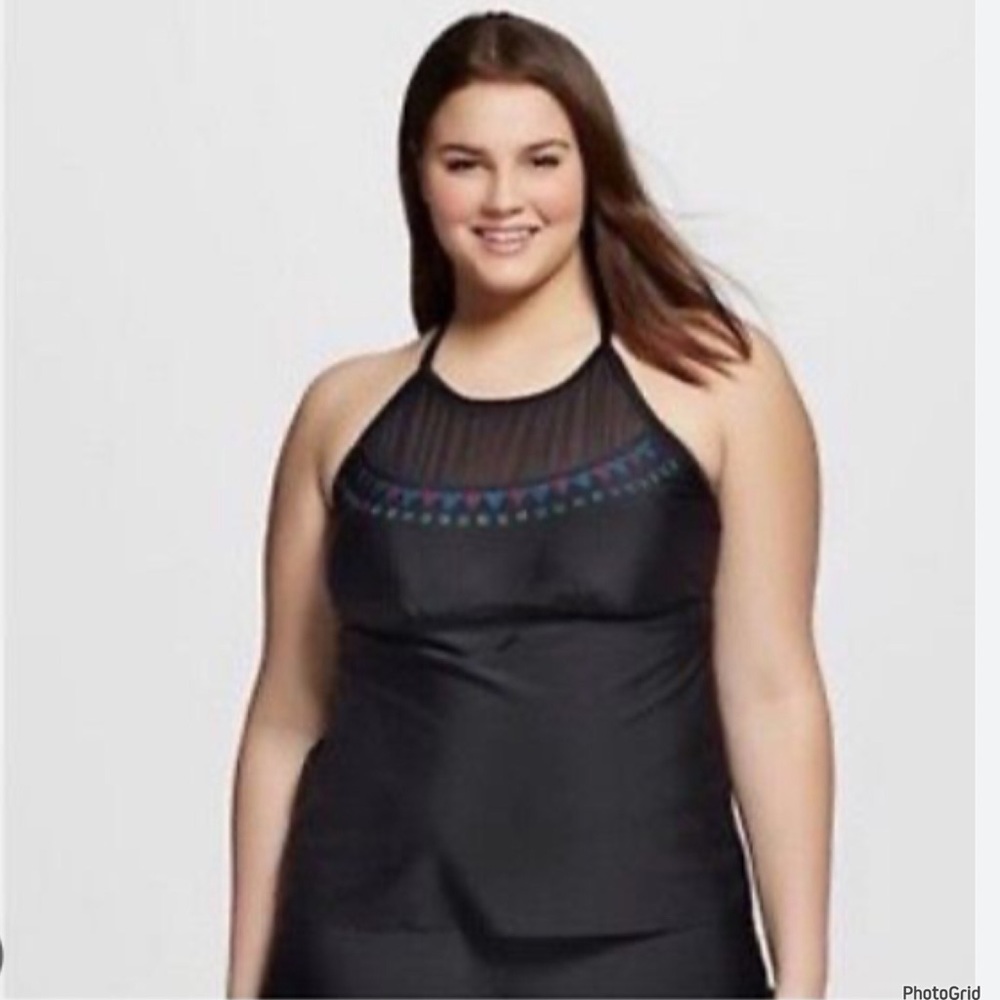 Heart and harmony 1X plus size black sequin halter swimsuit top NWT